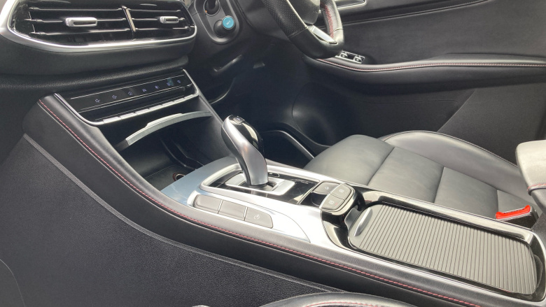 MG Hs 1.5 T-GDI PHEV Excite 5dr Auto Hatchback